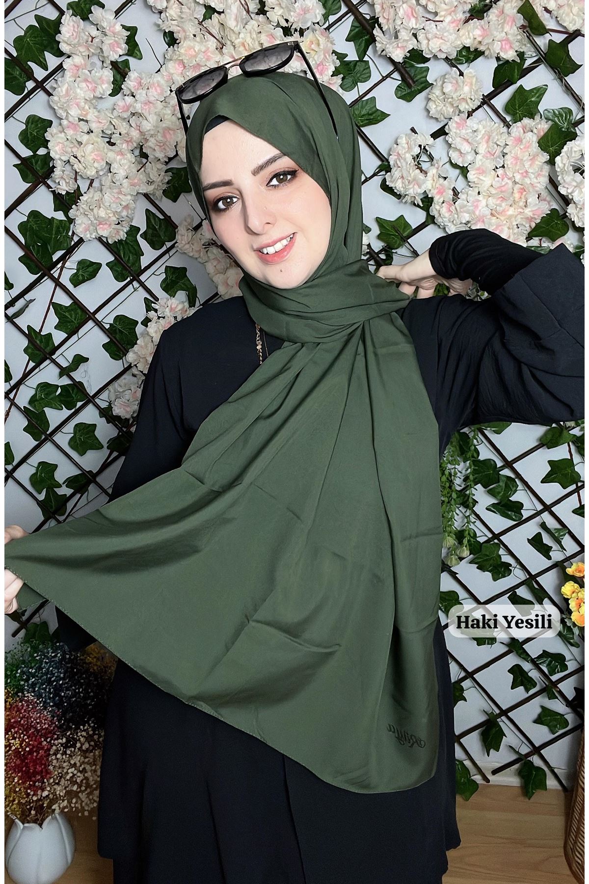Medine İpeği Şal Haki Yeşili