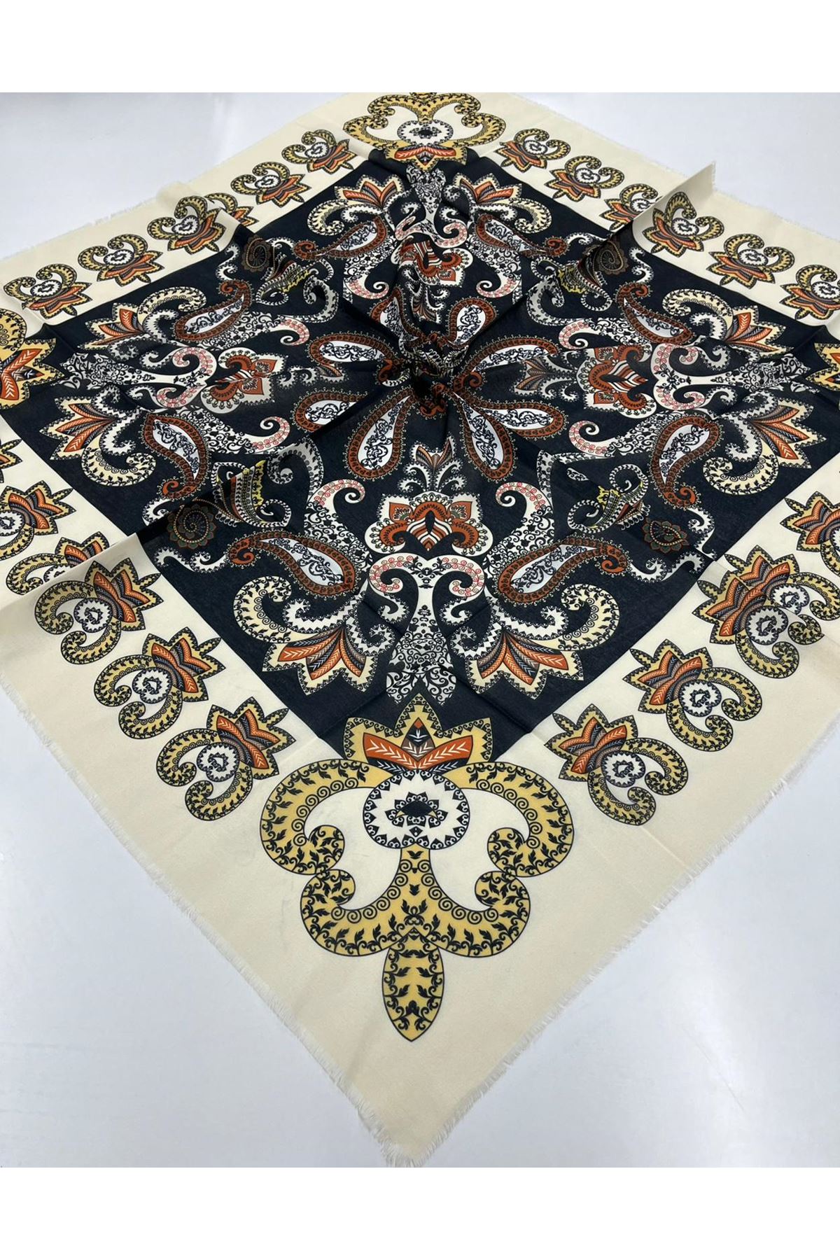 Koton Eşarp Sarya Modeli  