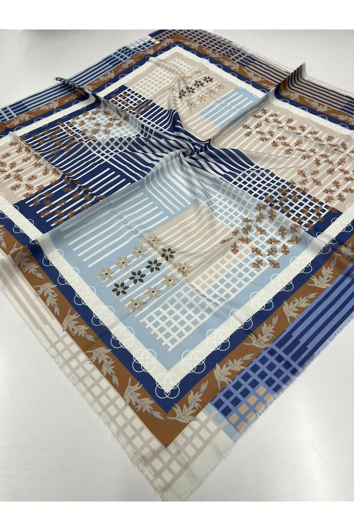 Koton Eşarp Karel Modeli   