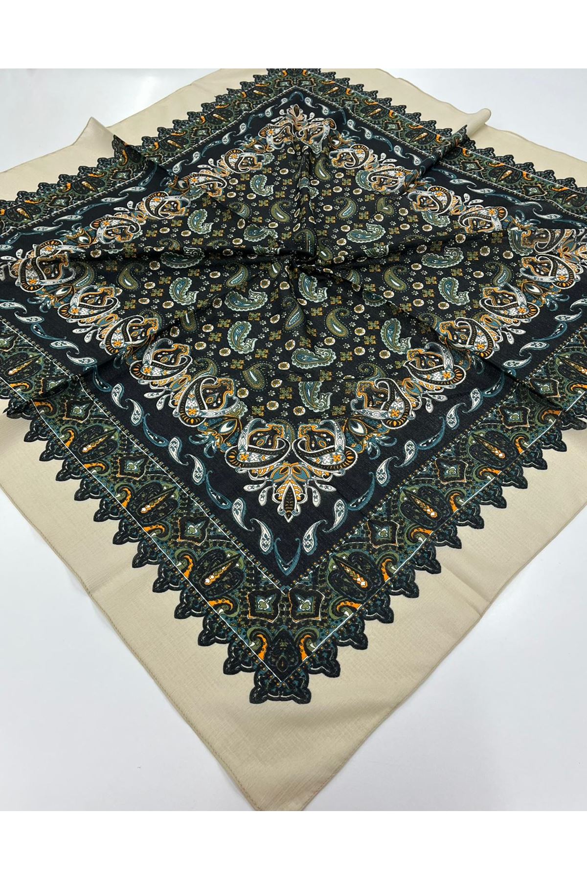 Çini Etnik Desen Naturel Eşarp 