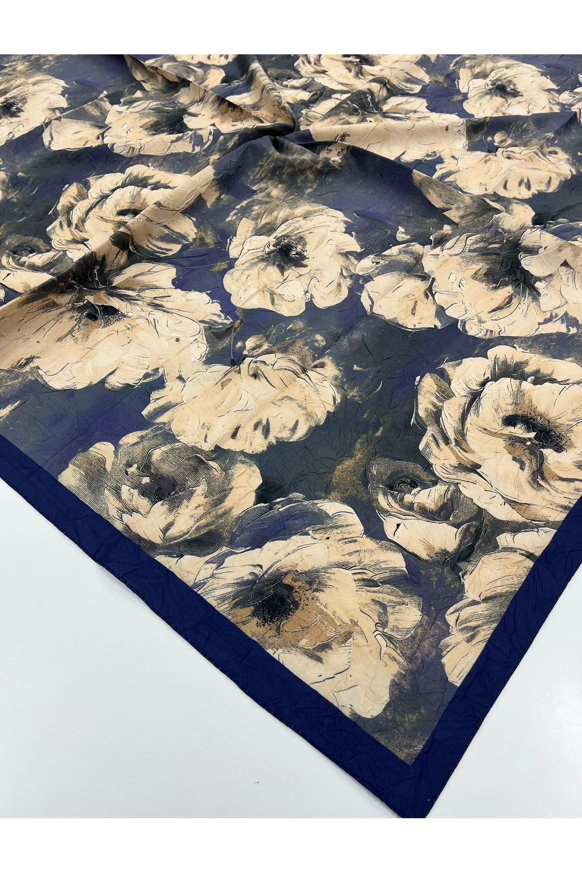 Gül Desen Bambu Kraş Eşarp    