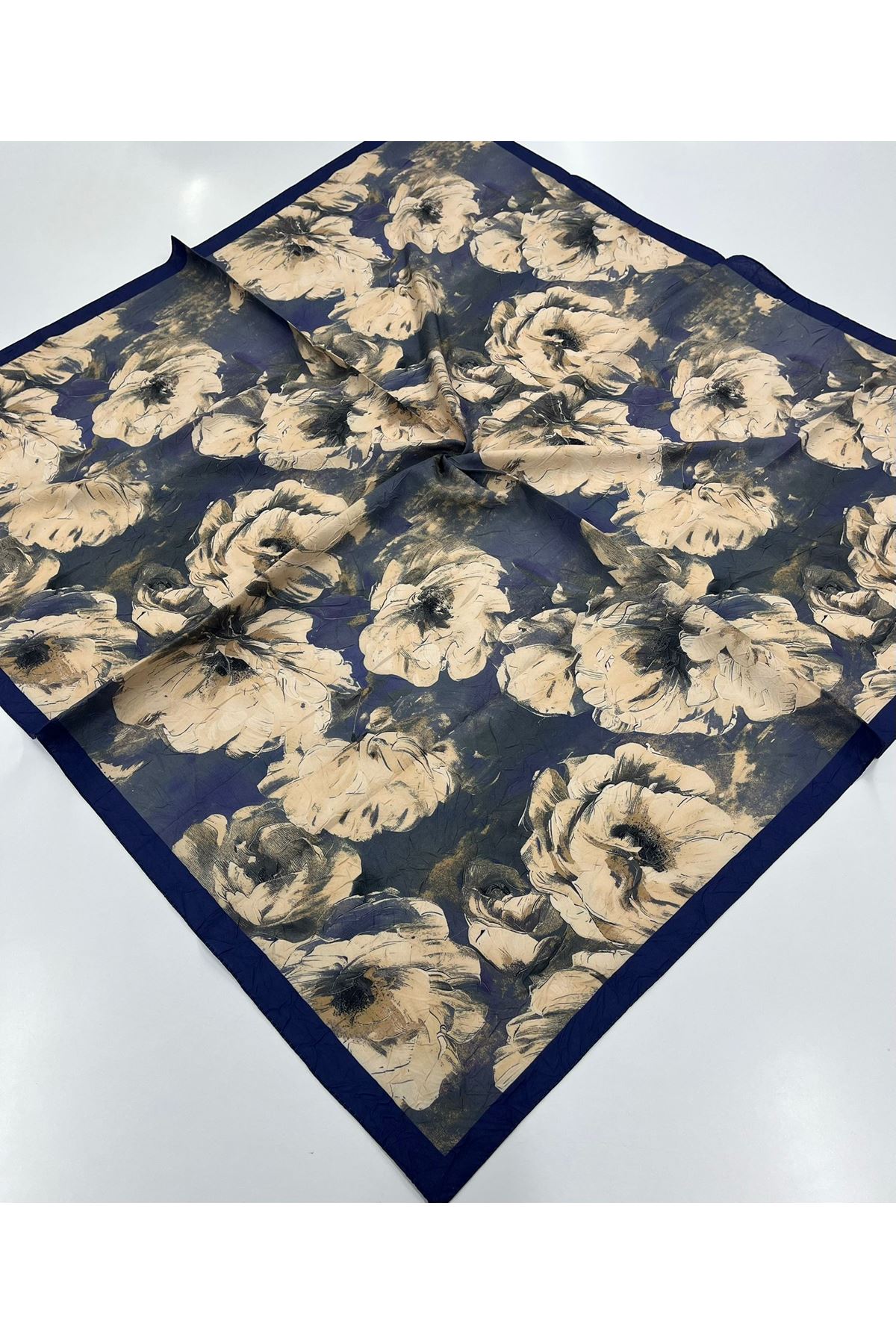 Gül Desen Bambu Kraş Eşarp    