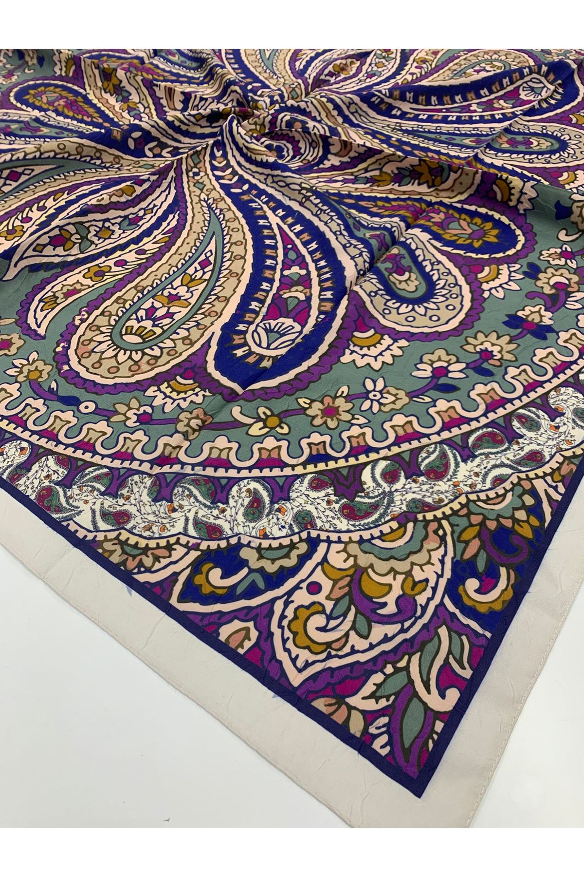 Etnik Desen Bambu Kraş Eşarp