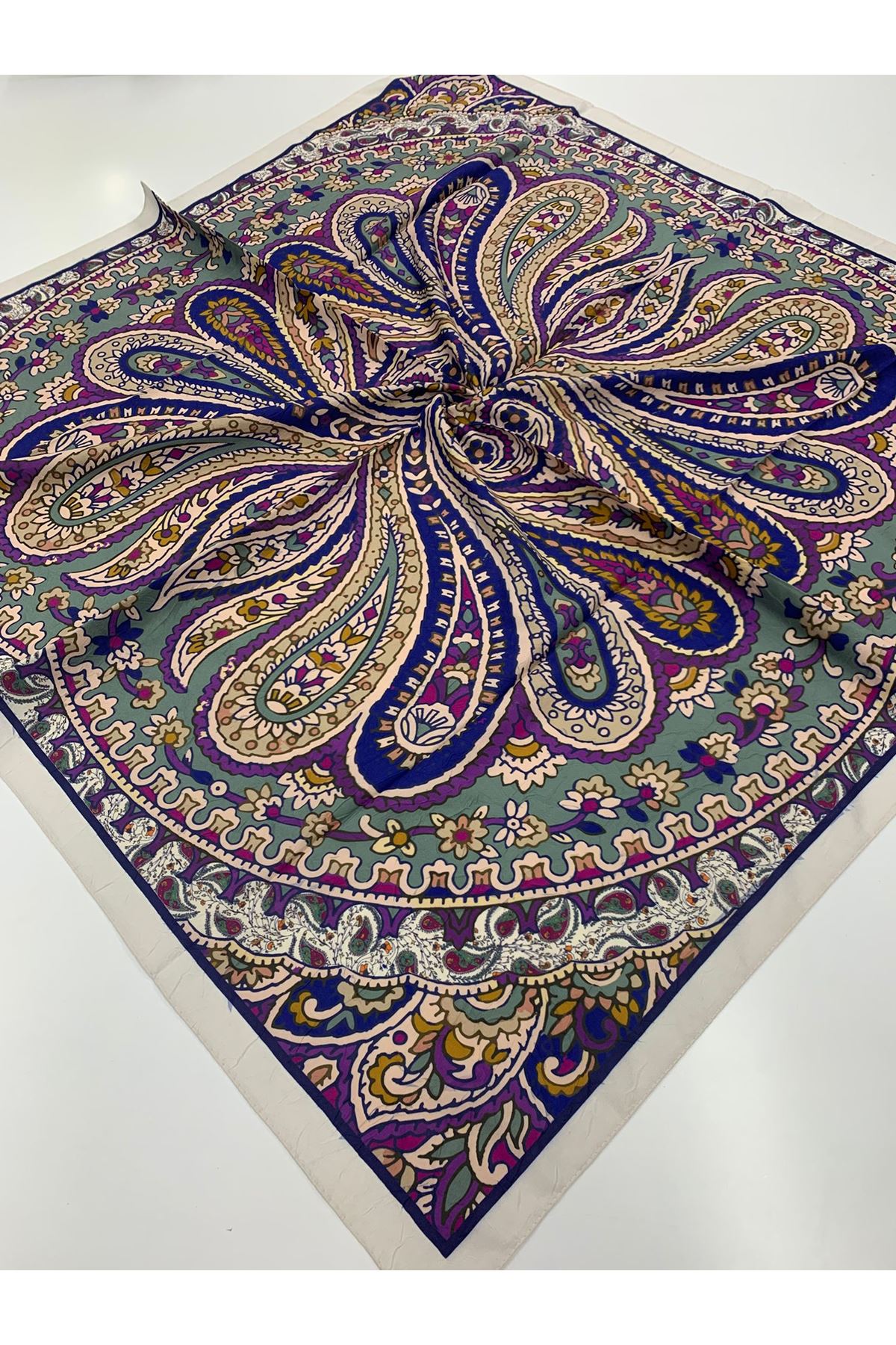 Etnik Desen Bambu Kraş Eşarp