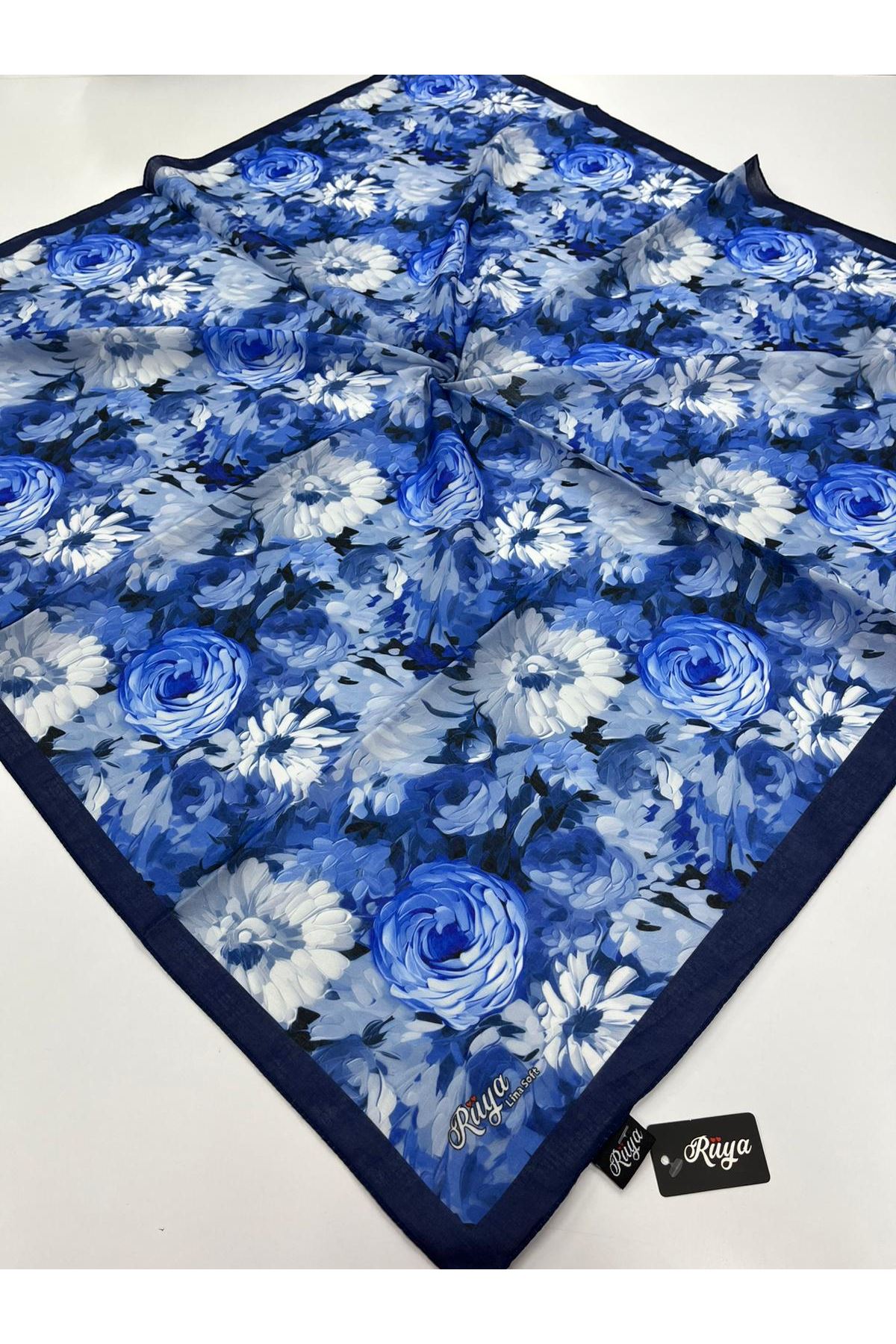 Rüya Lina Şakayık Desen Soft Eşarp 