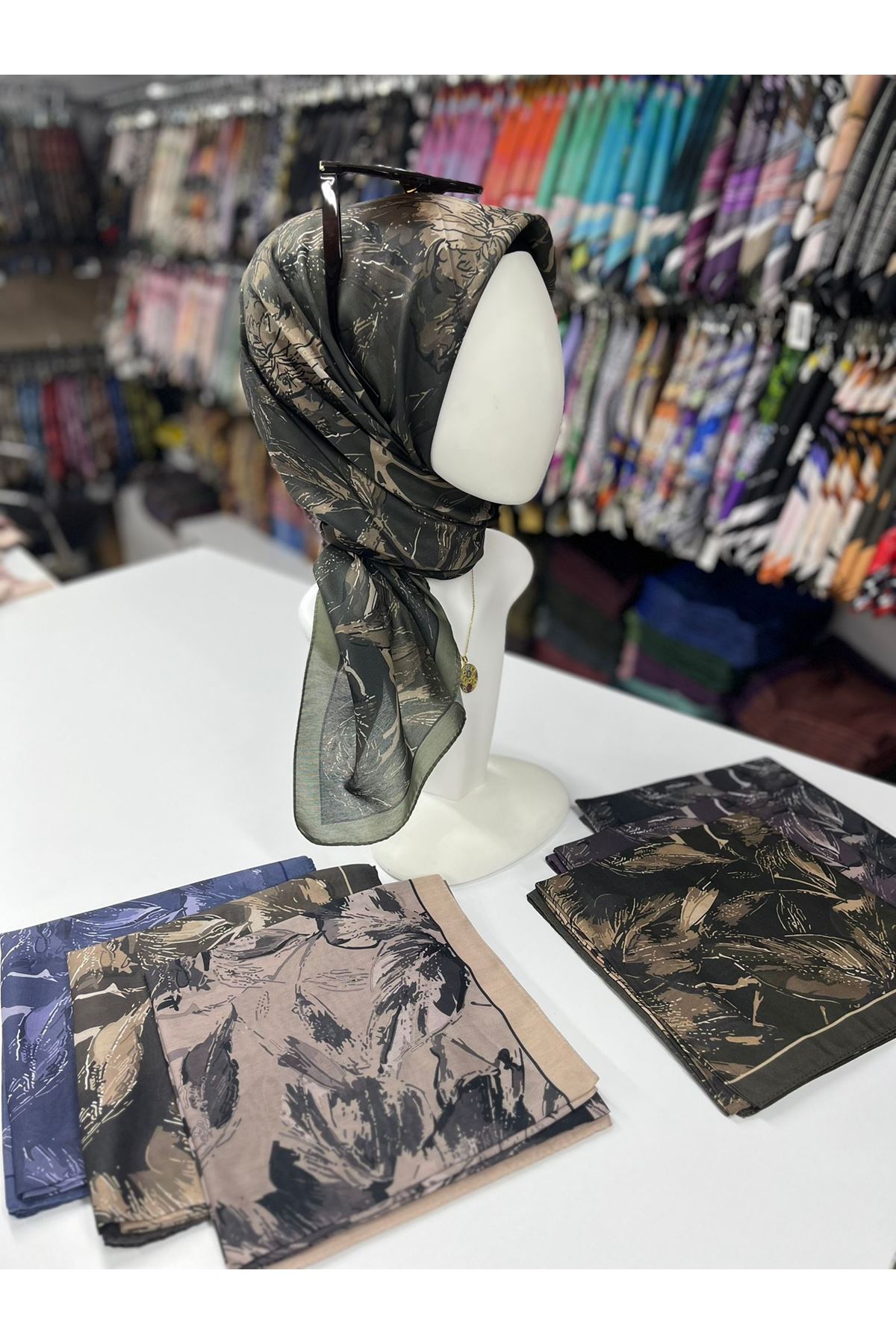 Rose Desen Soft Eşarp (Yeşil Kahve)