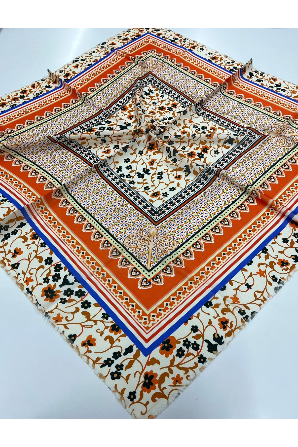 Yeni Sezon Koton Eşarp