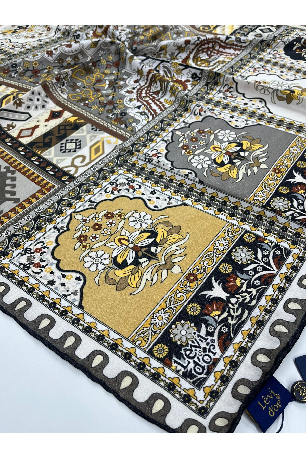 Levidor Kristal Eşarp Kod:1205