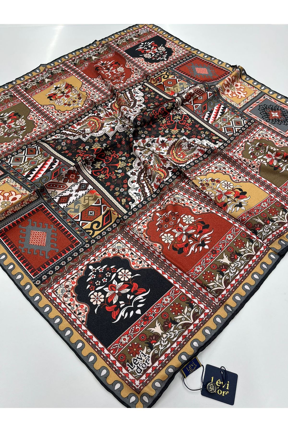 Levidor Kristal Eşarp Kod:1205   