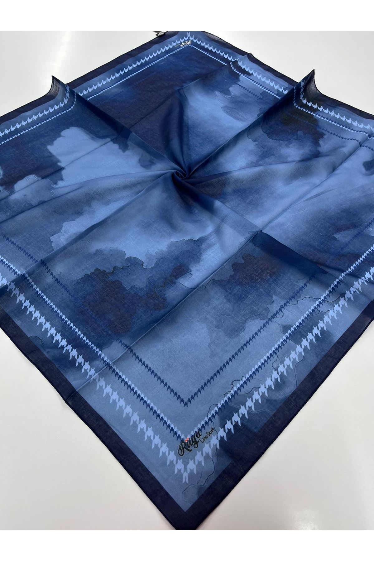 Rüya Lina Kazayağı Desen Soft Eşarp   