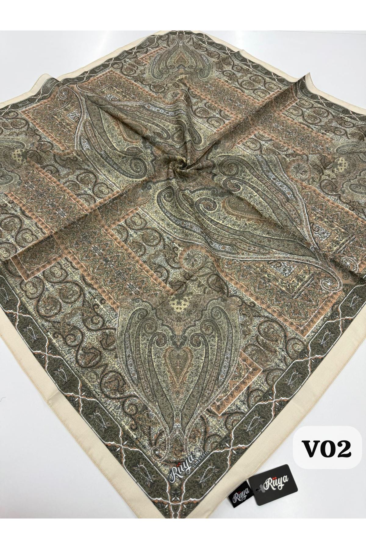 Rüya Lina Etnik Desen Soft Eşarp Kod: 0071 - V02