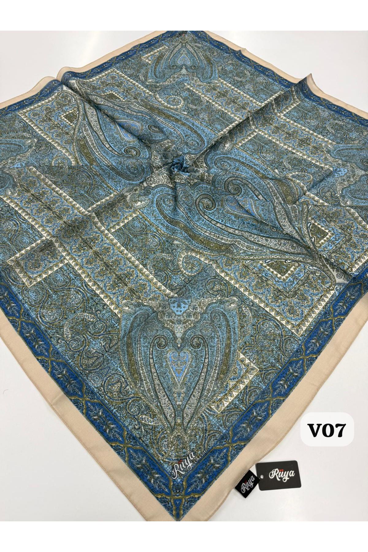 Rüya Lina Etnik Desen Soft Eşarp Kod: 0071 - V07