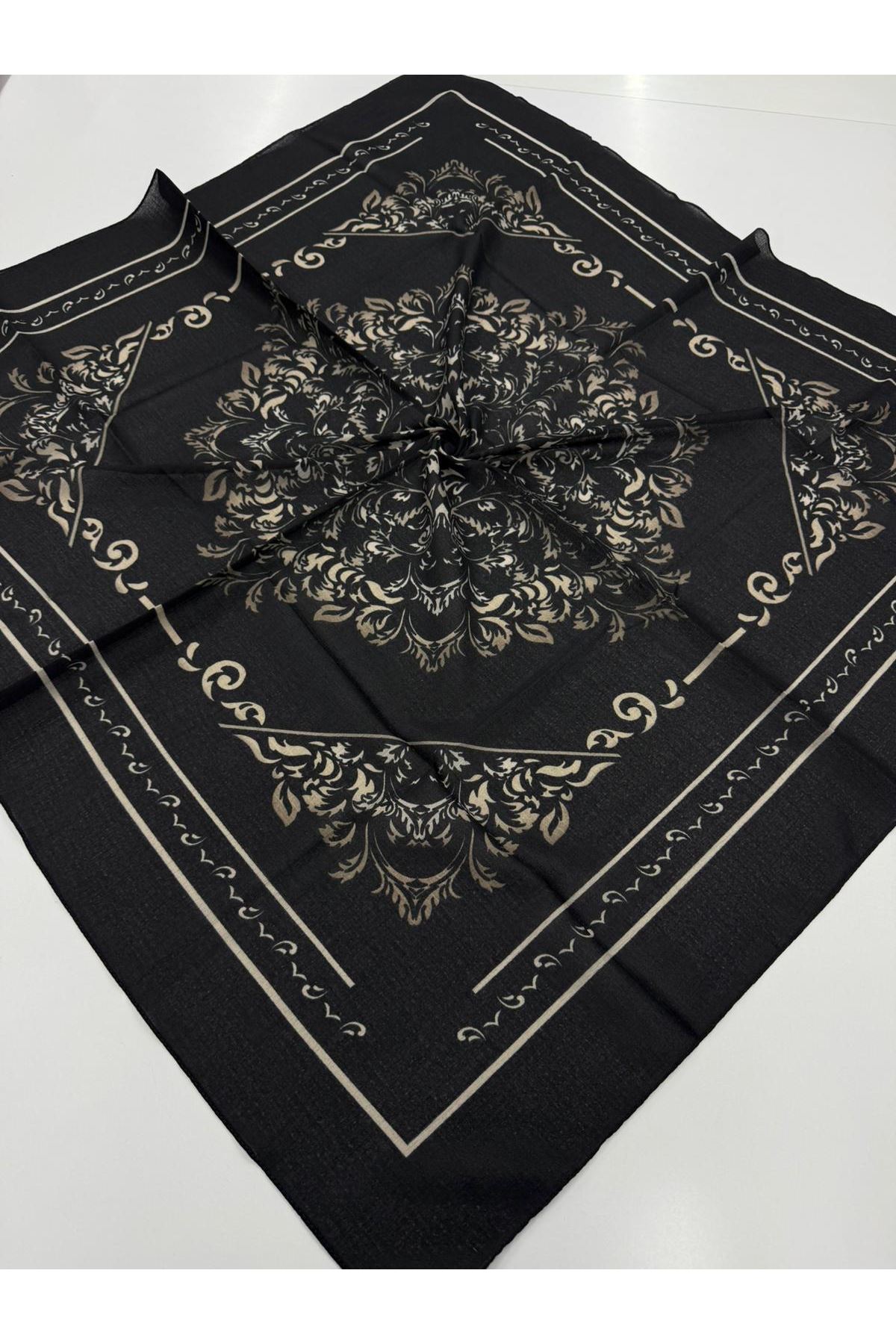 Şehrazat Desen Naturel Eşarp 