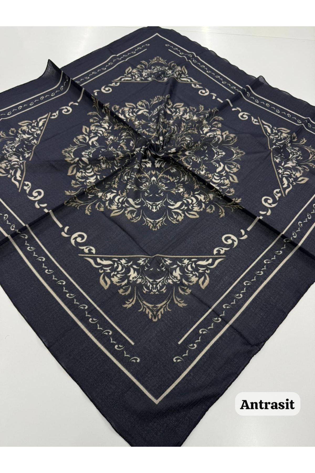 Şehrazat Desen Naturel Eşarp (Antrasit)  