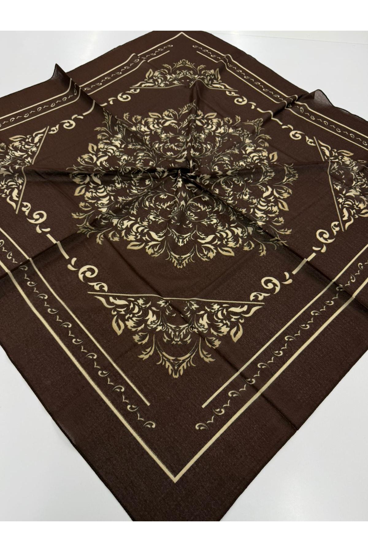 Şehrazat Desen Naturel Eşarp  