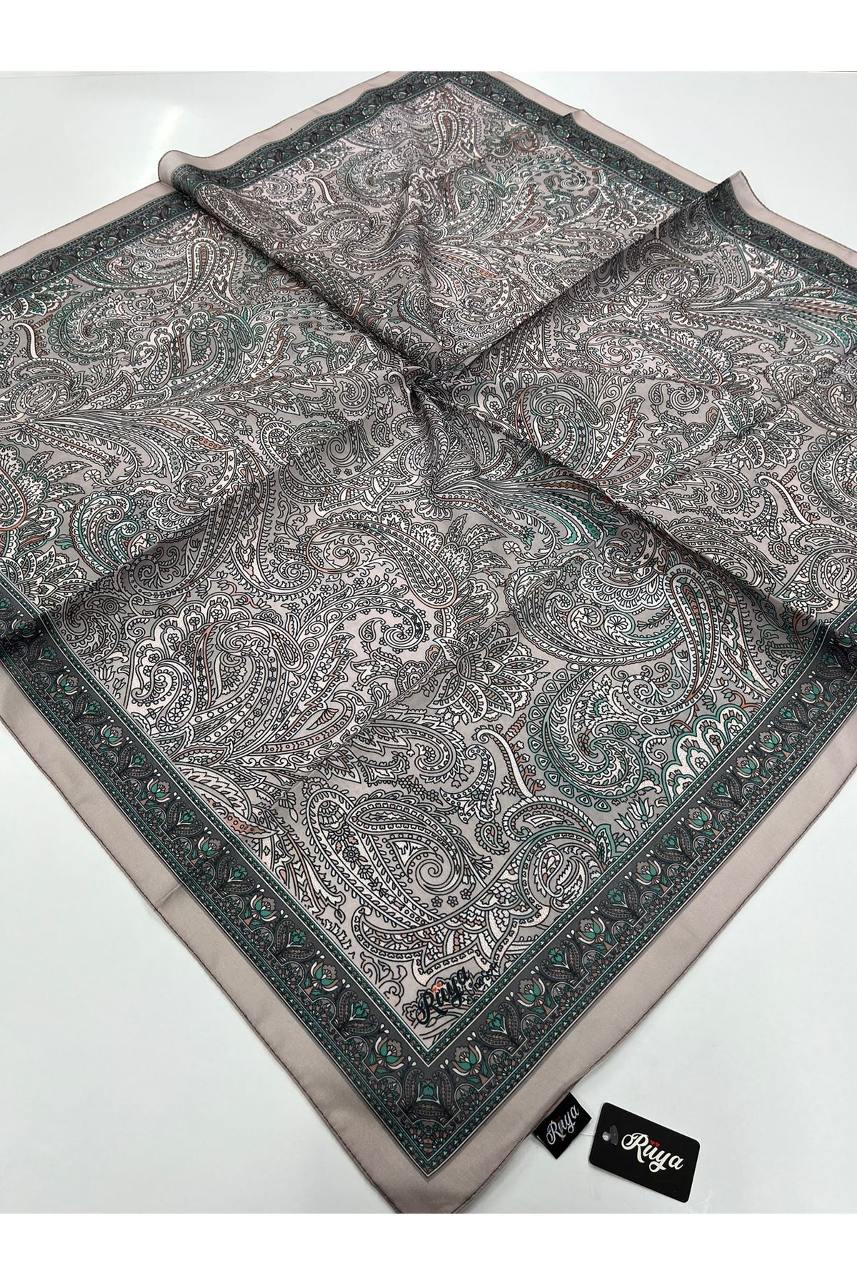 Rüya Lina Etnik Desen Soft Eşarp Kod: 1128 