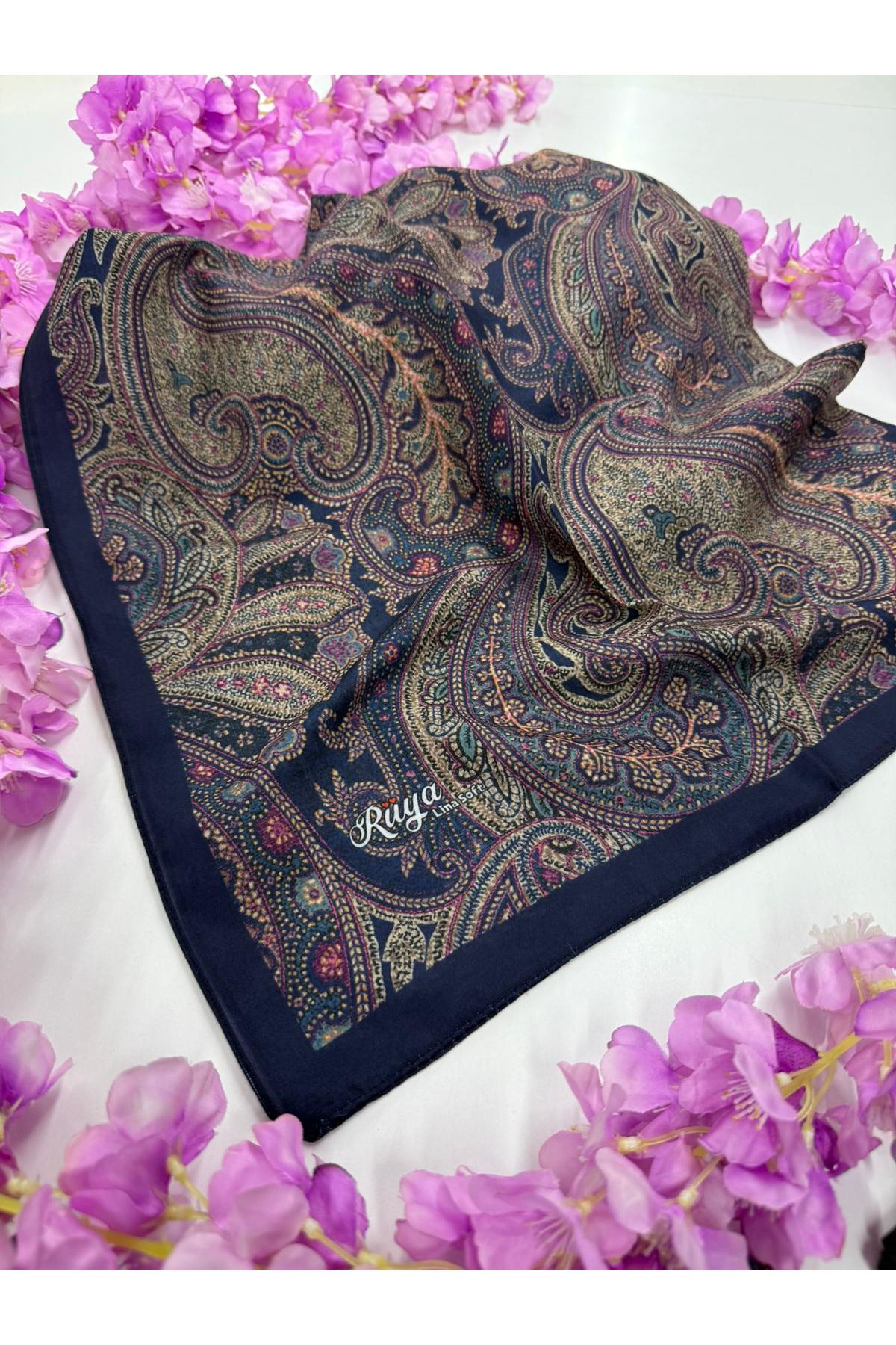 Rüya Lina Etnik Desen Soft Eşarp Kod: 3558 - V06