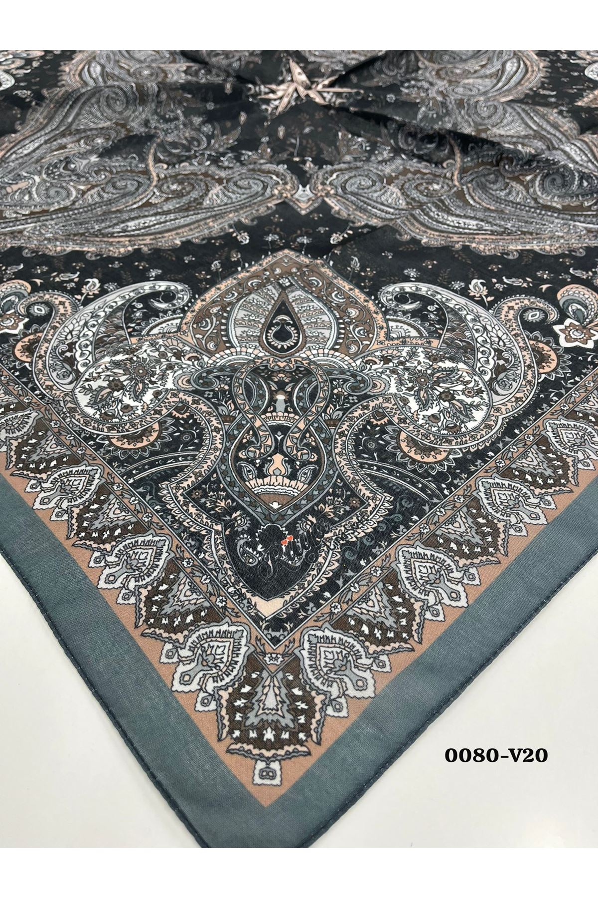 Rüya Lina Etnik Desen Soft Eşarp Kod: 0080 - V20