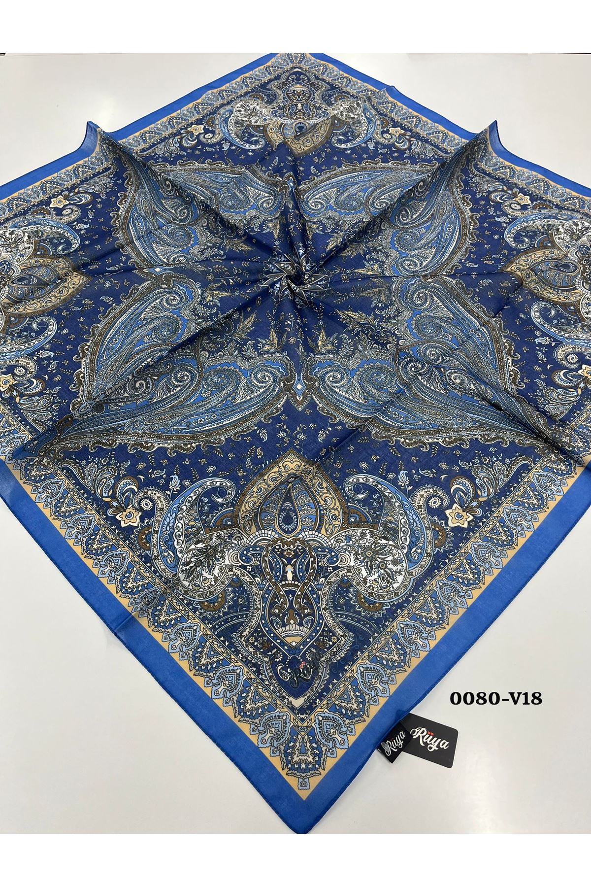 Rüya Lina Etnik Desen Soft Eşarp Kod: 0080 - V18