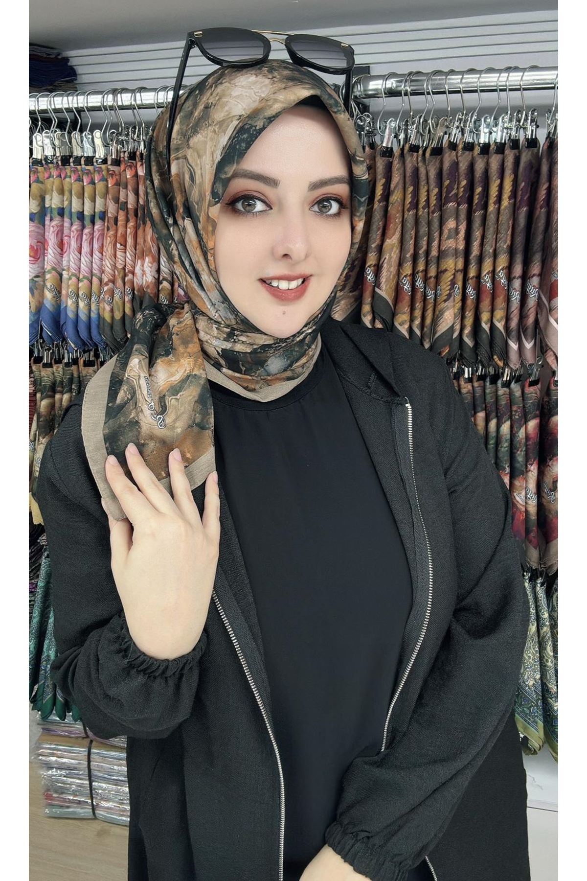 Rüya Lina Alsu Desen Soft Eşarp Kod: 3570 - V22