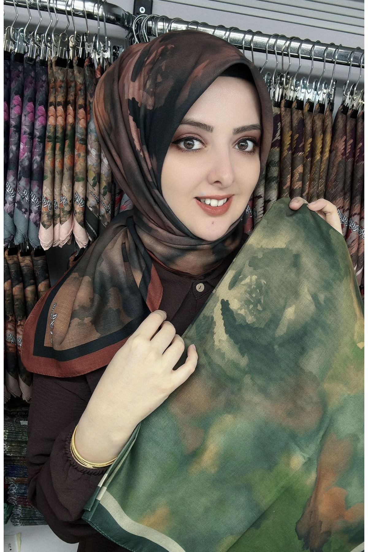 Rüya Lina Rose Desen Soft Eşarp Kod: 4185 - V21