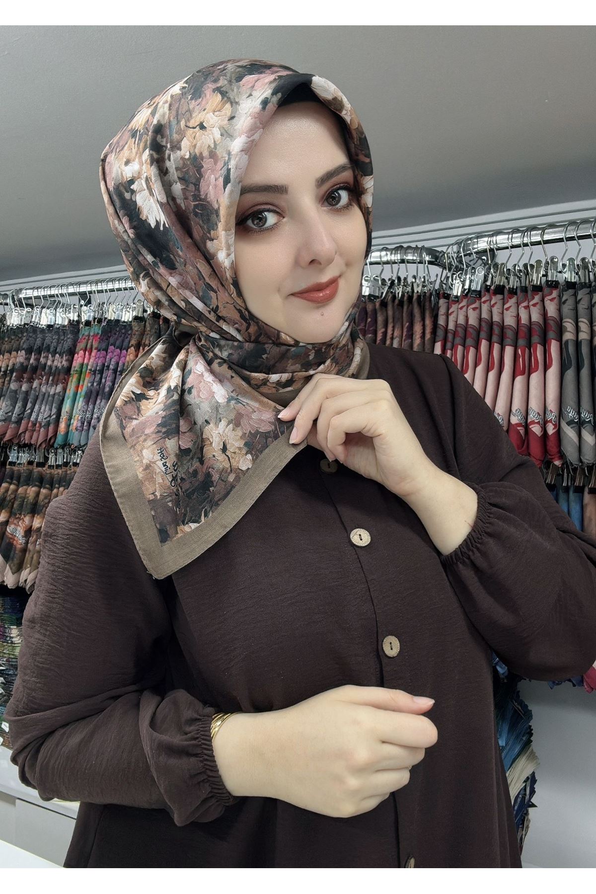 Rüya Lina Çiçek Desen Soft Eşarp 