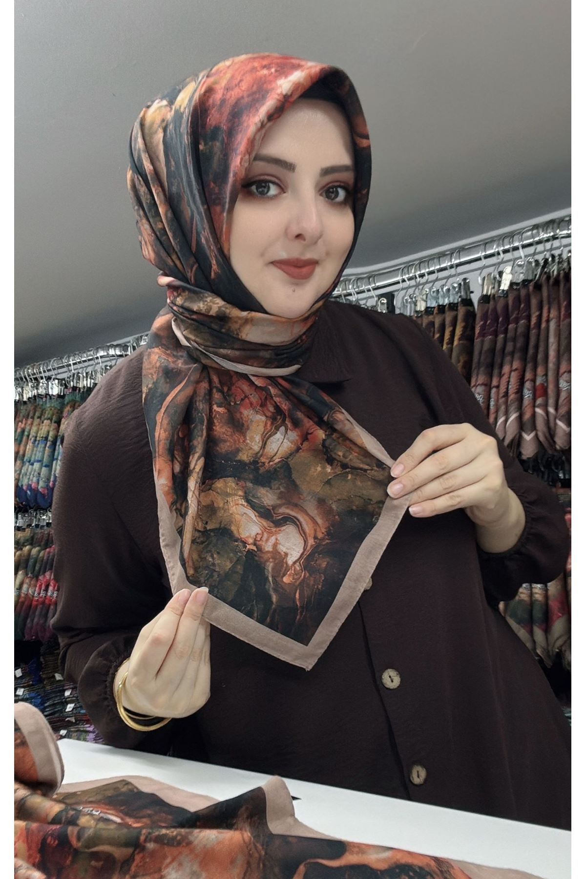 Rüya Lina Alsu Desen Soft Eşarp Kod: 3570 - V04