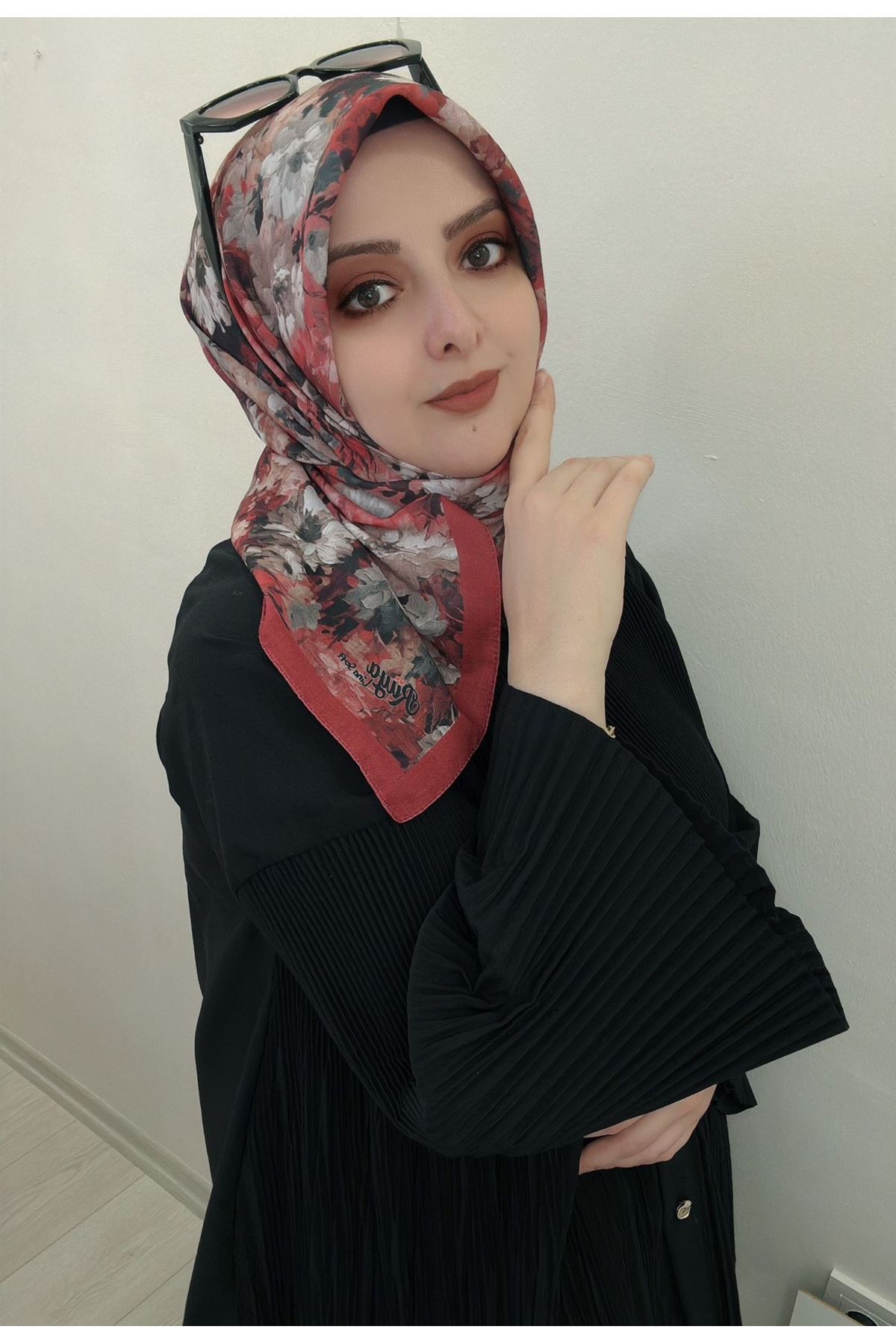 Rüya Lina Çiçek Desen Soft Eşarp  