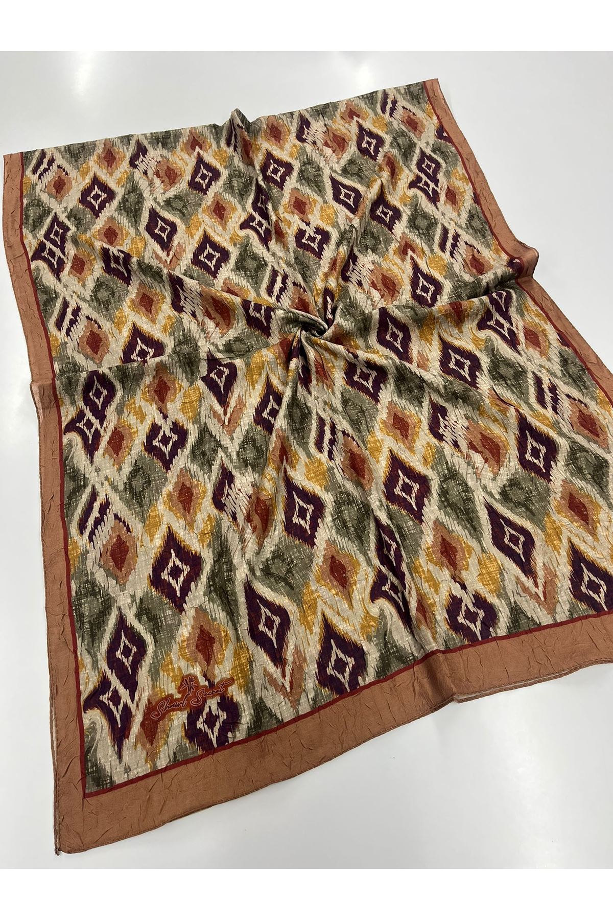 Retro Desen Kraş Şal