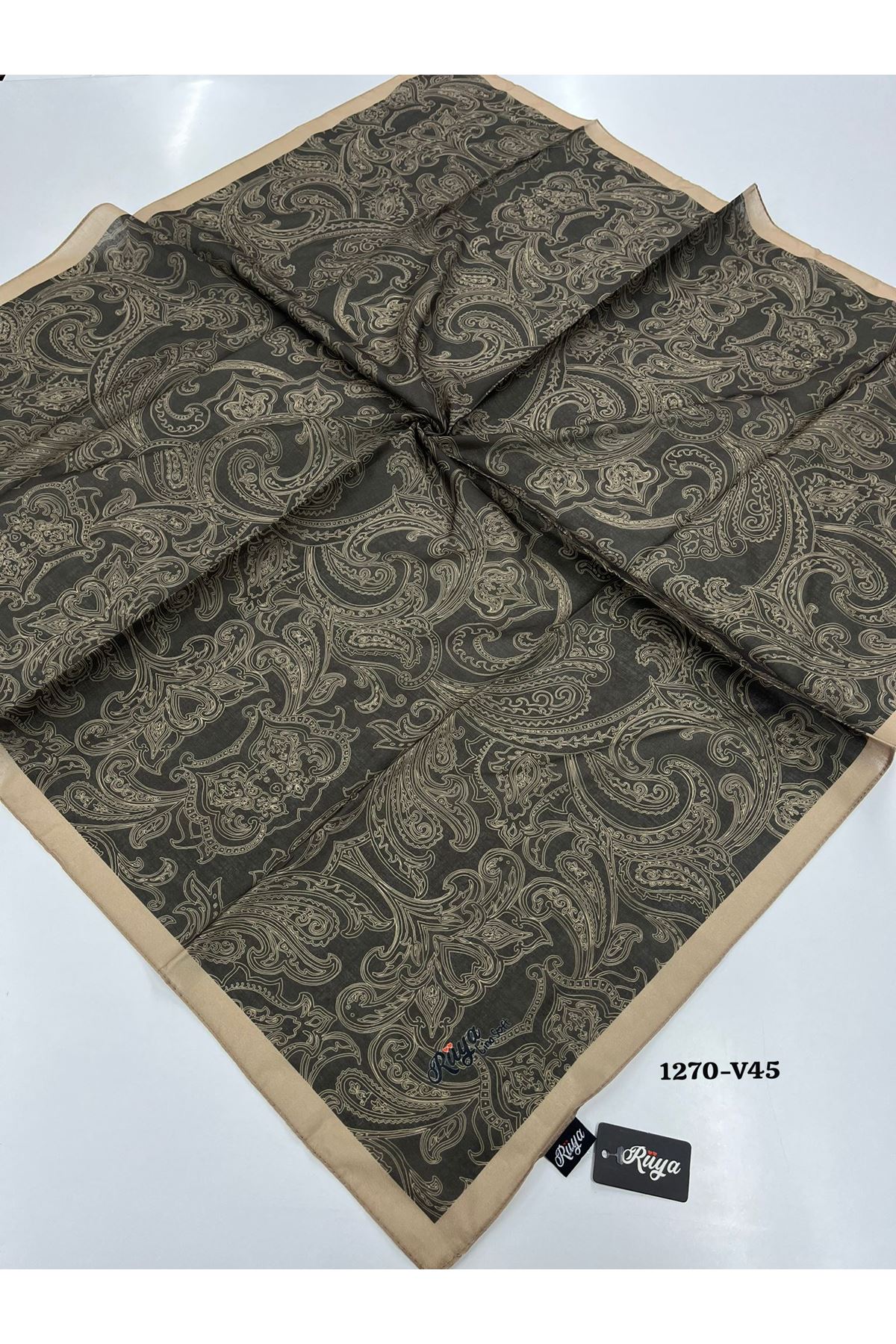 Rüya Lina Etnik Desen Soft Eşarp Kod: 1270 - V45