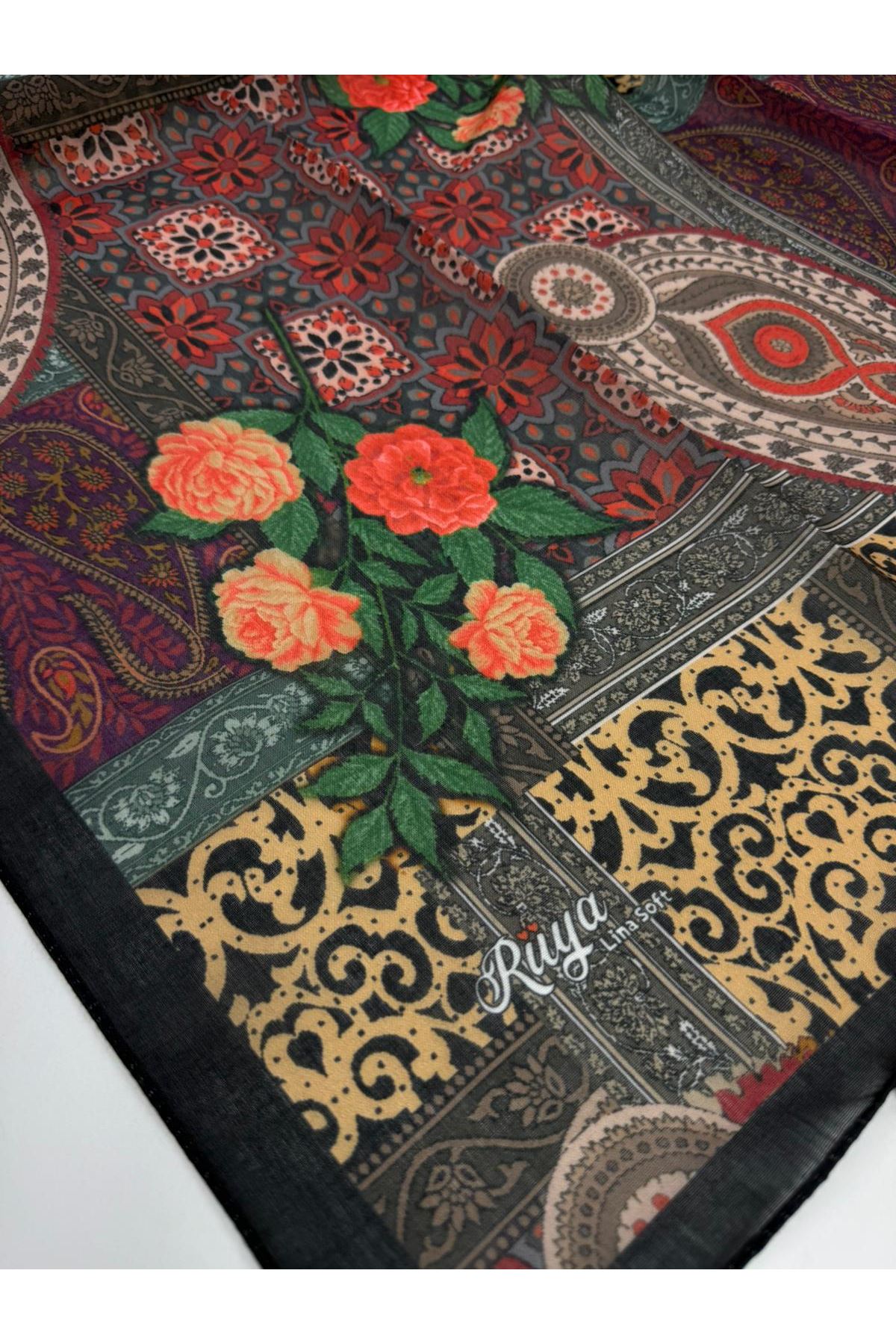 Rüya Lina Güllü Desen Soft Eşarp Kod: 3507 - V02