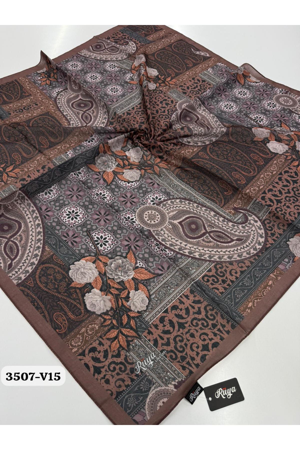 Rüya Lina Güllü Desen Soft Eşarp Kod: 3507 - V15