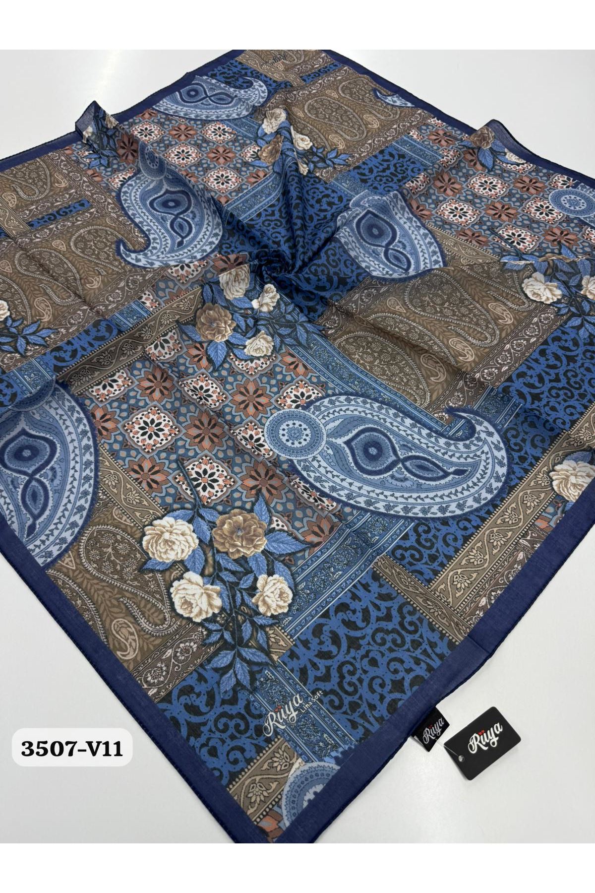 Rüya Lina Güllü Desen Soft Eşarp Kod: 3507 - V11