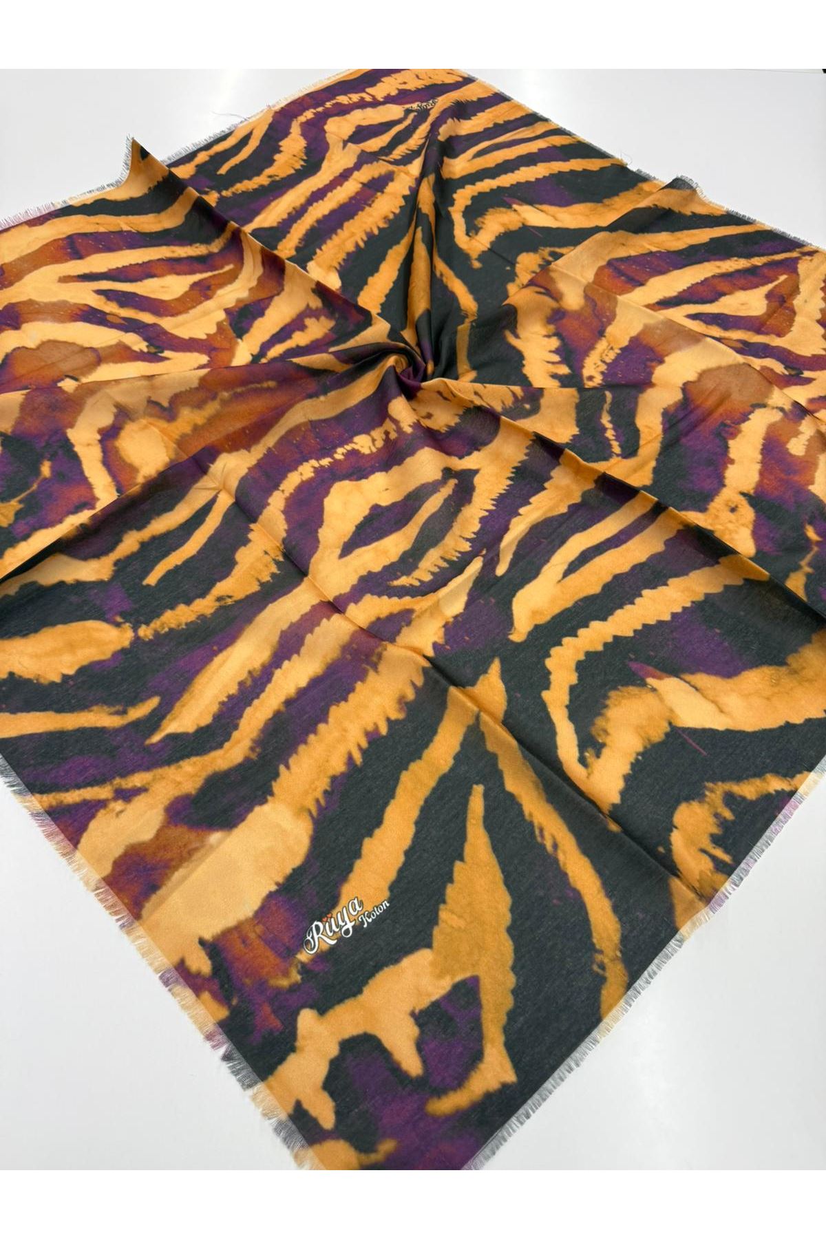 Rüya Koton Eşarp Zebra Modeli