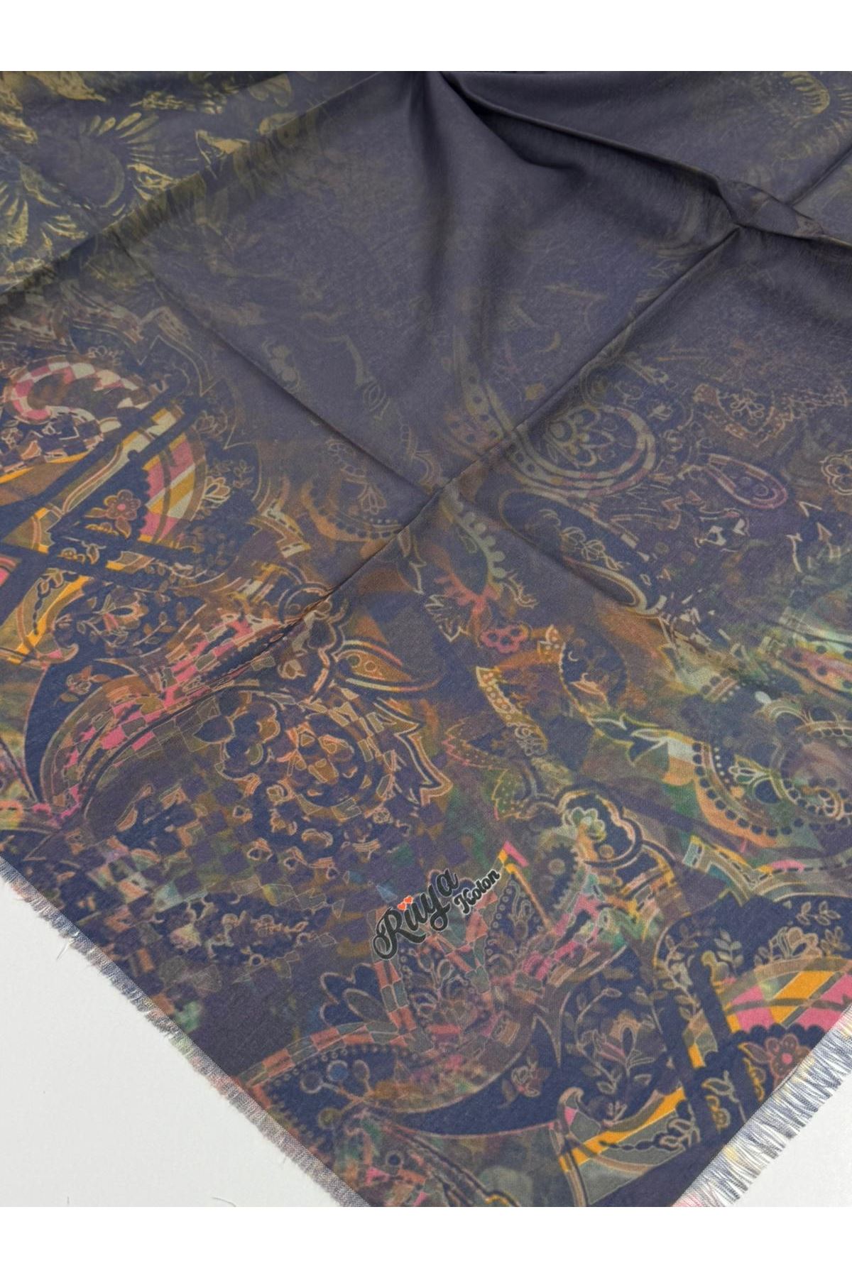 Rüya Koton Eşarp Amine Modeli