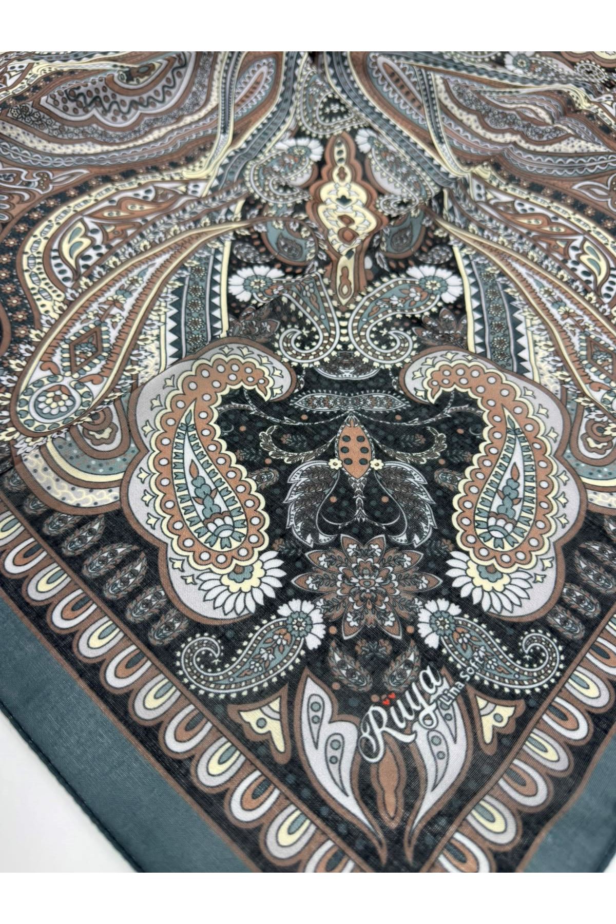 Rüya Lina Etnik Etro Desen Soft Eşarp Kod : 3225