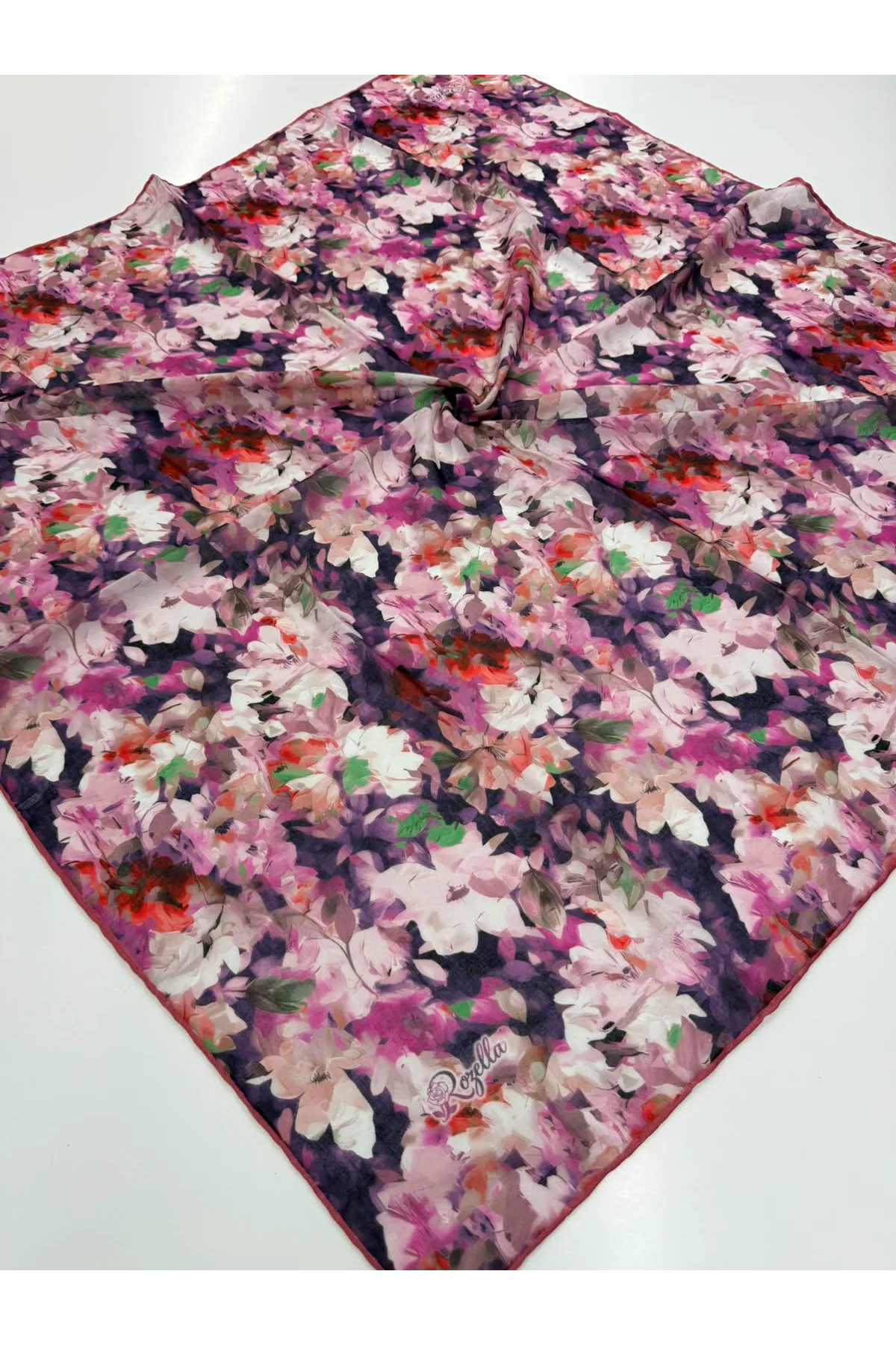 Rozella Soft Eşarp Batik Desen 