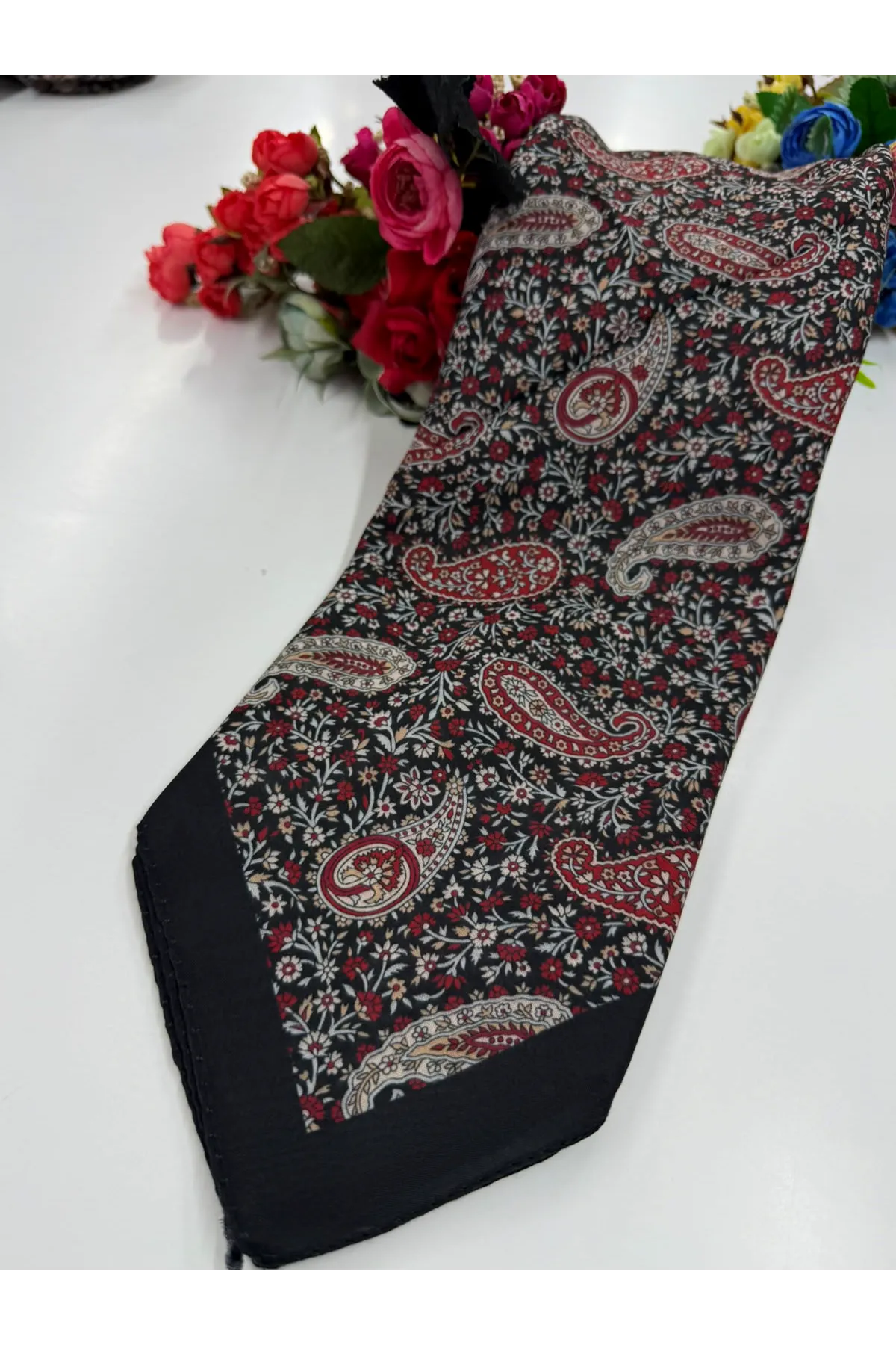 Etnik Minik Çiçek Soft Eşarp Kod: 3232