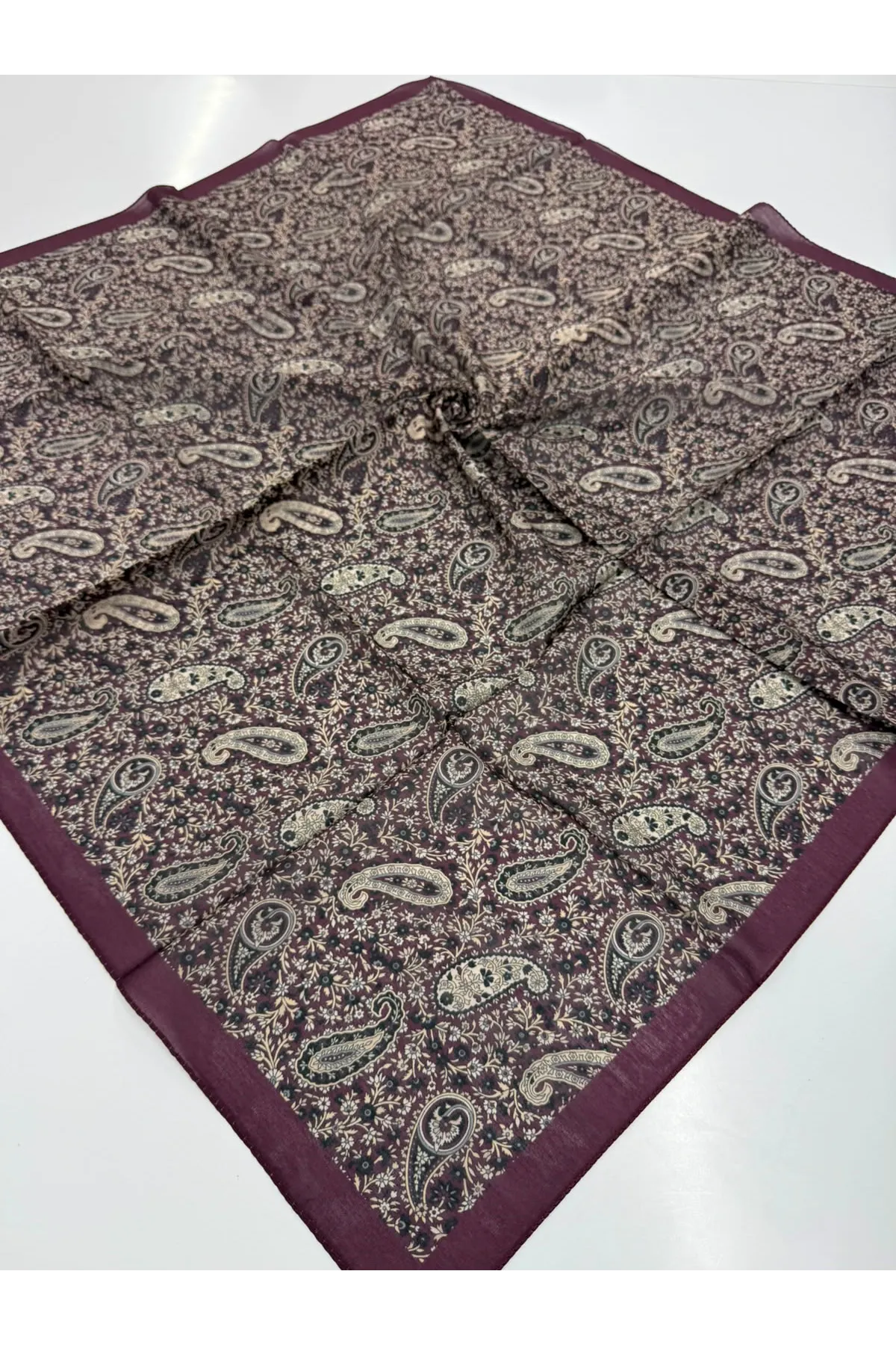 Etnik Minik Çiçek Soft Eşarp Kod: 3232
