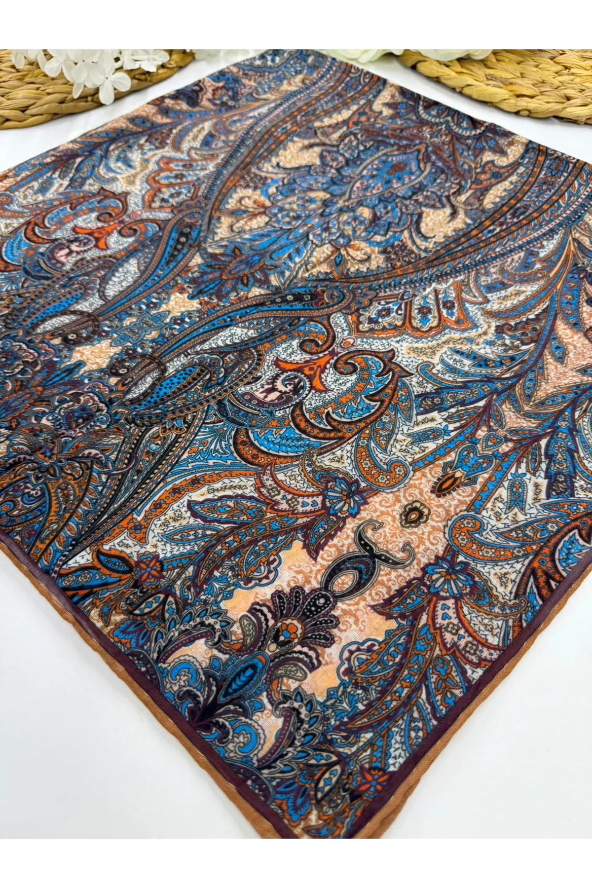 Etnik Desen Soft Eşarp Kod : 5252