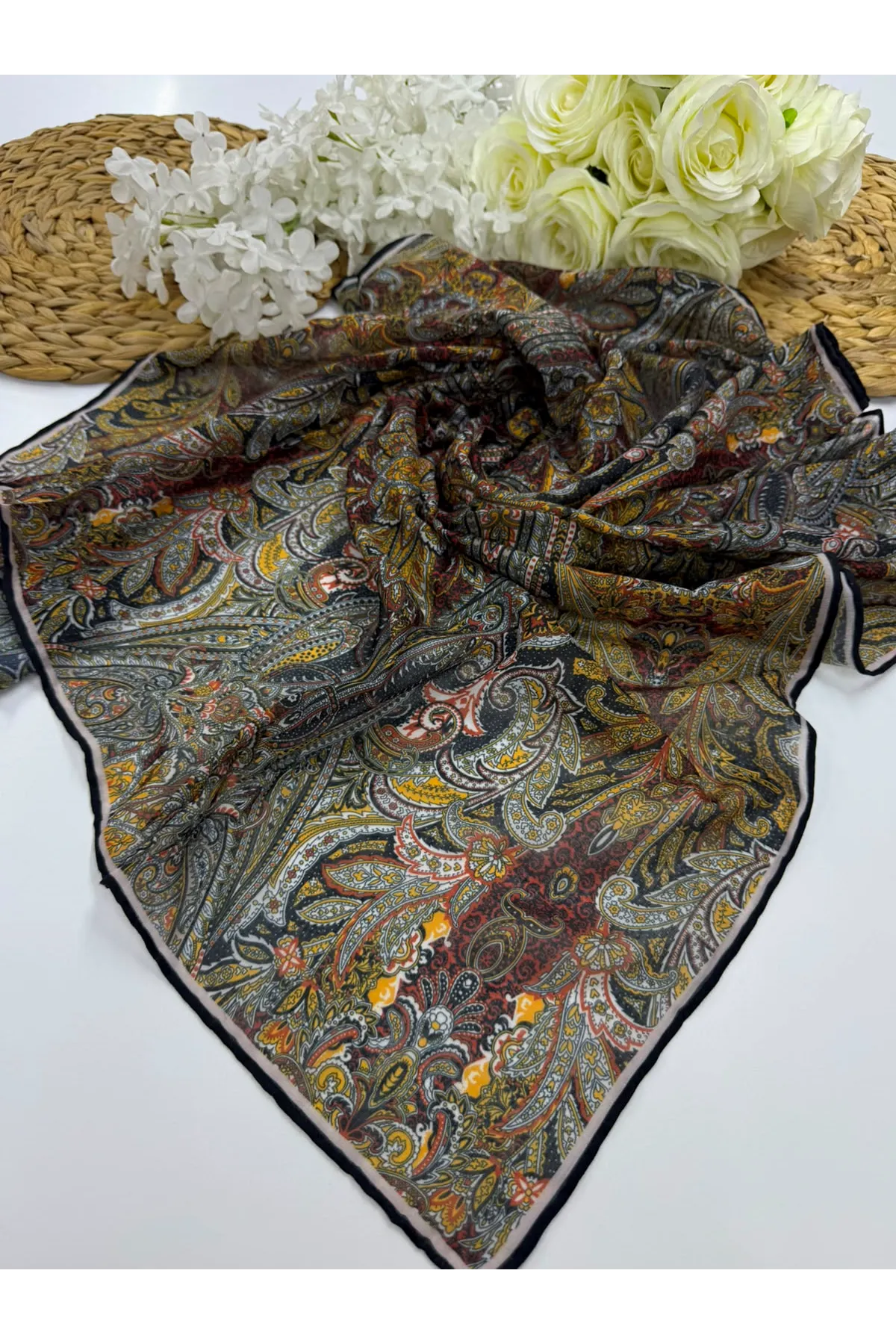 Etnik Desen Soft Eşarp Kod : 5252
