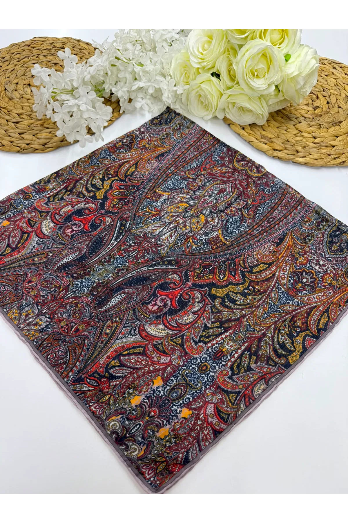 Etnik Desen Soft Eşarp Kod : 5252