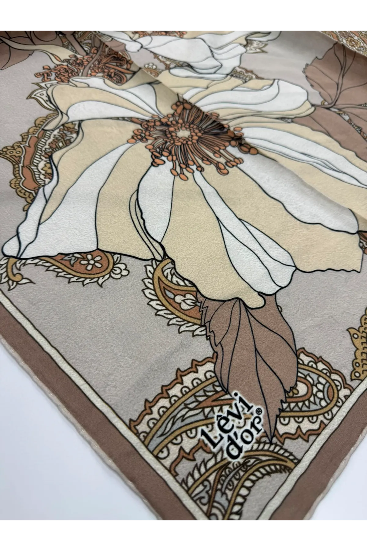 Levidor Royal Eşarp