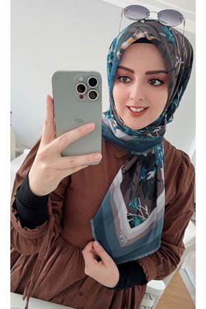 Rüya Koton Eşarp Masal Modeli