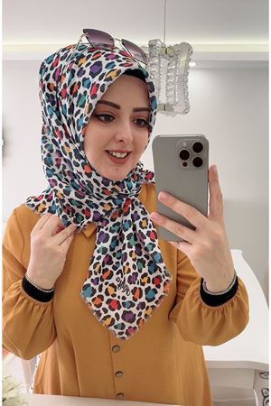 Rüya Koton Eşarp Renkli Leopar Modeli
