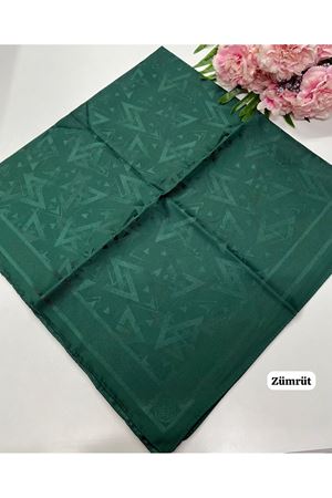Üçgen Desen Jakar Eşarp  (Zümrüt)