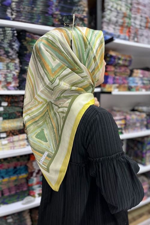 Geometrik Desen Kristal Eşarp 