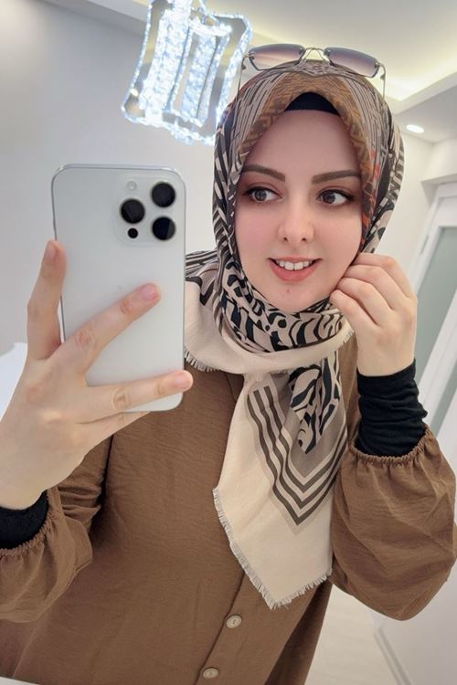 Rüya Koton Eşarp Zeren Modeli