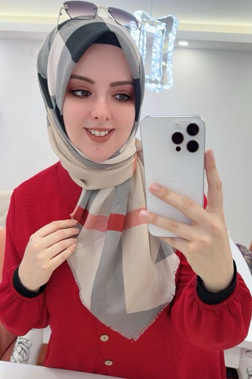 Yeni Sezon Koton Eşarp