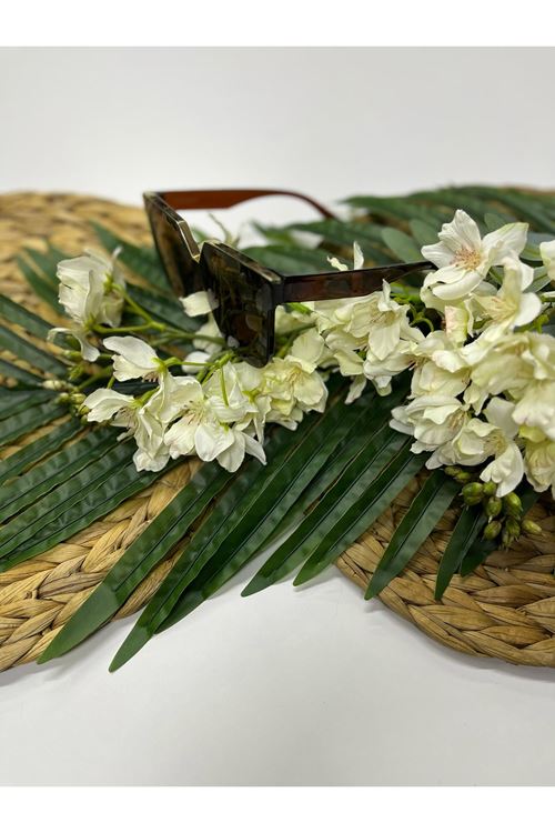 Güneş Gözlüğü (56 EKT) Kod:432